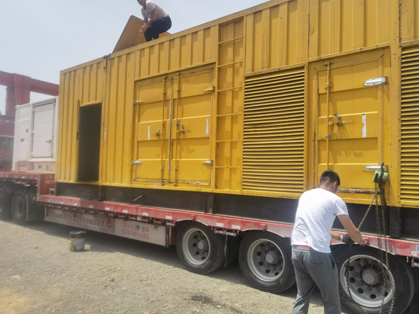 美兰发电机出租100KW发电机需要什么规格的电缆线?