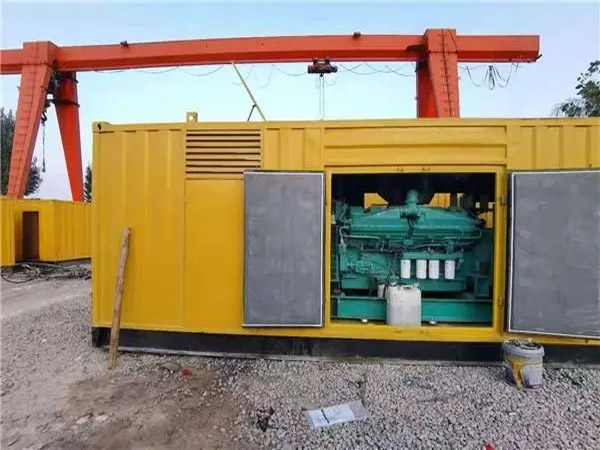 美兰冬季低温环境下，500KW发电机组应该选择什么类型的启动电瓶？